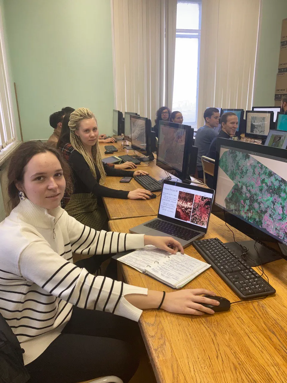 Студенты 2 курса Студенты 2 курса